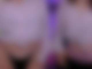 Live cam show with luna-berryy - Normal on Camsoda