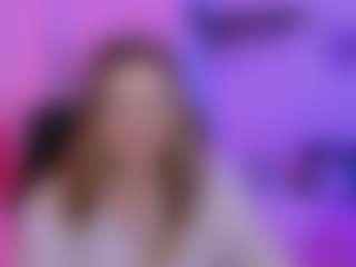Live cam show with luna-berryy - Green Eyes on justonemore.cc