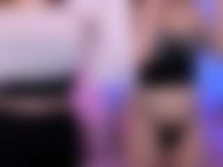 Live cam show with luna-berryy - Shaved Pussy on Camsoda