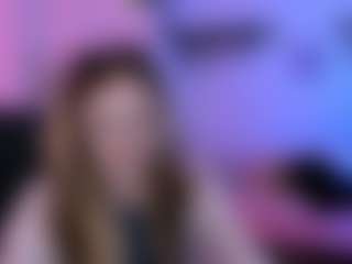 Live cam show with luna-berryy - Blonde Hair on Camsoda