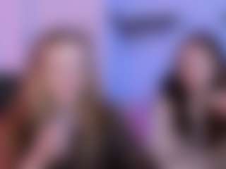 Live cam show with luna-berryy - Spankass on AdultVida.com
