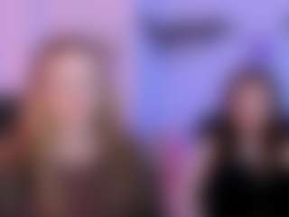 Live cam show with luna-berryy - Striptease on CamwithHer