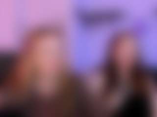 Live cam show with luna-berryy - Flashing on Gym Cam Girls