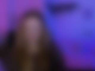Live cam show with luna-berryy - Drinking on Stripli.com