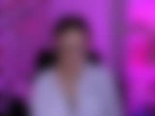 Live cam show with luna-berryy - Normal on CamClone