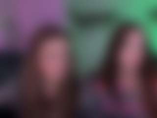 Live cam show with luna-berryy - Flash on CamClone