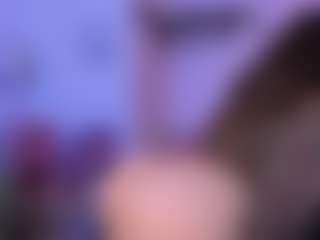 Live cam show with luna-berryy - Blonde Hair on CamSextacy