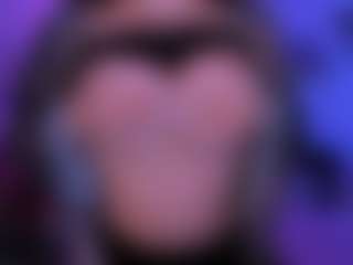 Live cam show with luna-berryy - Blonde Hair on CamClone