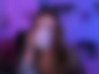 Live cam show with luna-berryy - Blonde Hair on hotwifechat.live