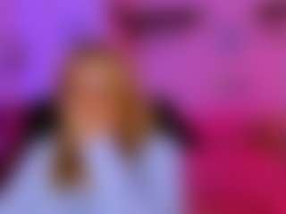 Live cam show with luna-berryy - Small Tits on sexylive.show