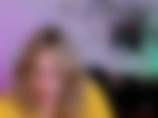 Live cam show with luna-berryy - Bra on crypto-cams