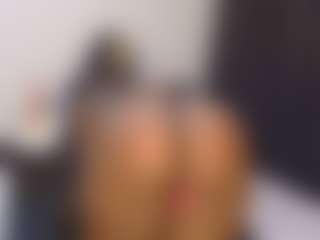 Live cam show with MysteriousGoddessss - Ass Clapping on Camsoda