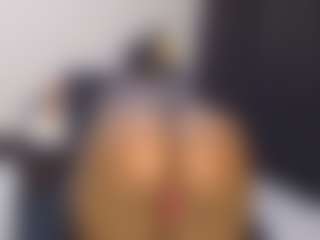 Live cam show with MysteriousGoddessss - Hairy Pussy on Instabang