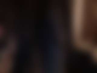 Live cam show with Samantha - Submissive on AdultVida.com