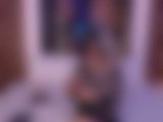 Live cam show with Samantha - Deepthroat on Camsoda