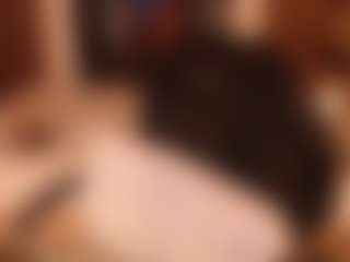 Live cam show with Samantha - Normal on Camsoda