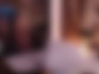 Live cam show with Samantha - Bikini on livesuperchat.net