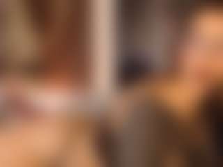 Live cam show with Samantha - Amateur Mature on camwithhim.com