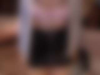 Live cam show with Samantha - Hairy Pussy on CSO-WL