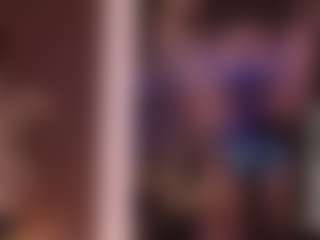 Live cam show with Samantha - Facial Piercings on CamClone