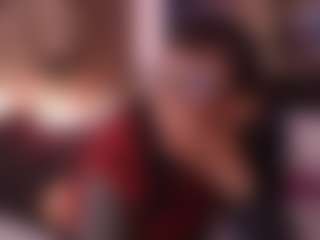 Live cam show with Samantha - Facial Piercings on liverealitysex.com