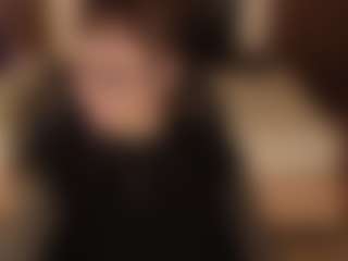 Live cam show with Samantha - Hairy Pussy on Free Soda