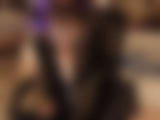 Live cam show with Samantha - Drinking on CamSodaAdn