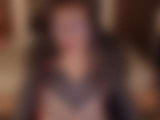 Live cam show with Samantha - Curvy MILF on xfollow cams