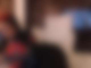 Live cam show with Samantha - Athletic MILF on xxxlivecams.org