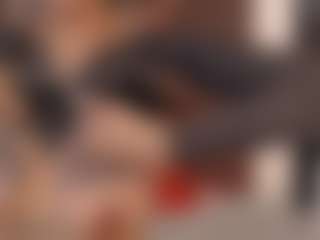 Samantha MILF webcam performer live streaming