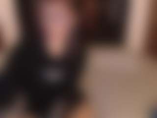 Live cam show with Samantha - Nipple Piercings on Mixed Magazine Live