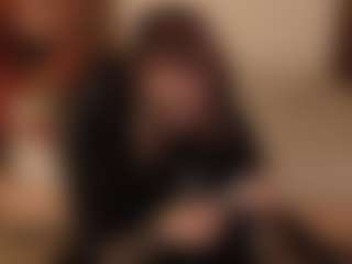 Live cam show with Samantha - Camel Toe on hrnylive.com