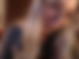 Live cam show with Samantha - Genital Piercings on Camsoda