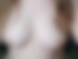 Live cam show with TreeJeanne - Blue Eyes on Instabang