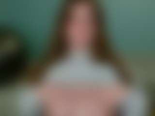 Live cam show with TreeJeanne - Teasing on Camsoda