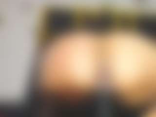 yaya-21's Live Sex Cam Show