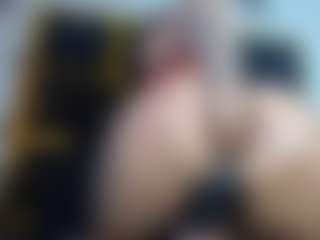 yaya-21's Live Sex Cam Show
