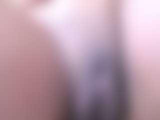 yaya-21's Live Sex Cam Show