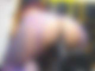 yaya-21's Live Sex Cam Show