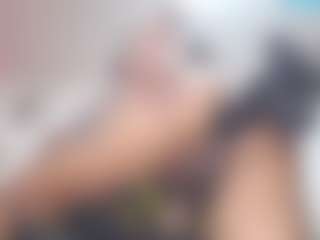 yaya-21's Live Sex Cam Show