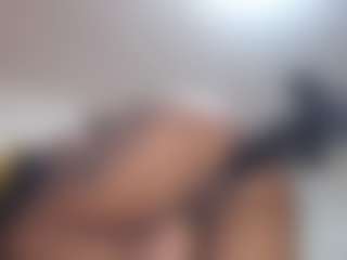 yaya-21's Live Sex Cam Show