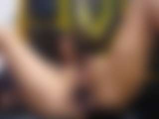 yaya-21's Live Sex Cam Show