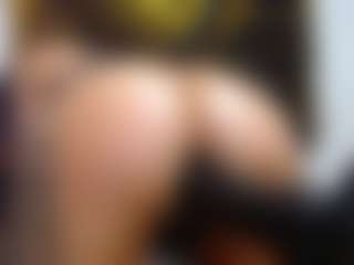 yaya-21's Live Sex Cam Show