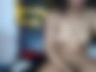 yaya-21's Live Sex Cam Show
