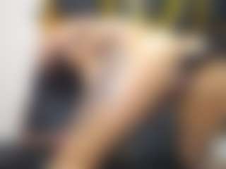 yaya-21's Live Sex Cam Show