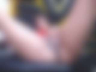 yaya-21's Live Sex Cam Show