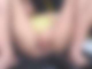 yaya-21's Live Sex Cam Show