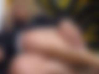 Live cam show with yaya-21 - Moaning on TeamSkeetLive