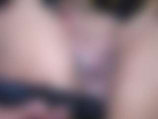 yaya-21's Live Sex Cam Show