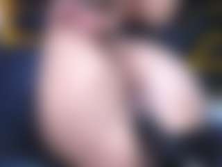 yaya-21's Live Sex Cam Show